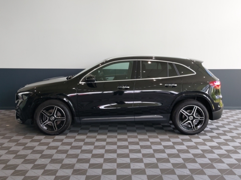 Mercedes-Benz GLA Class Gla 200 Amg Line Executive Black #4