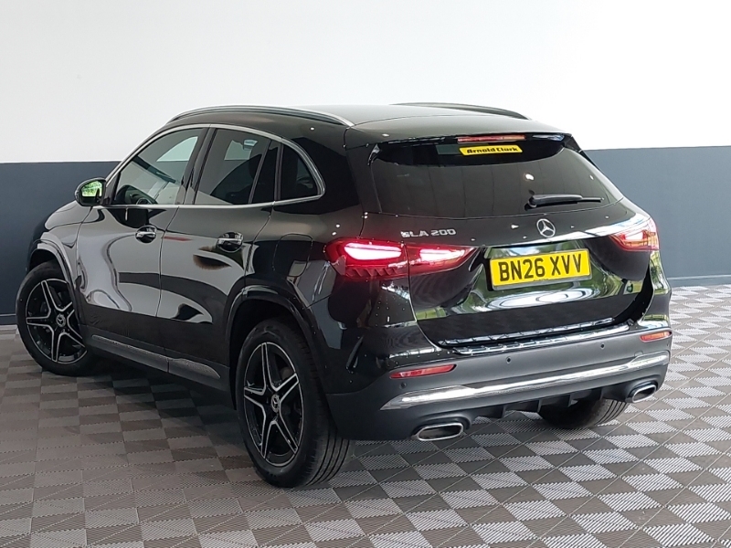 Mercedes-Benz GLA Class Gla 200 Amg Line Executive Black #2