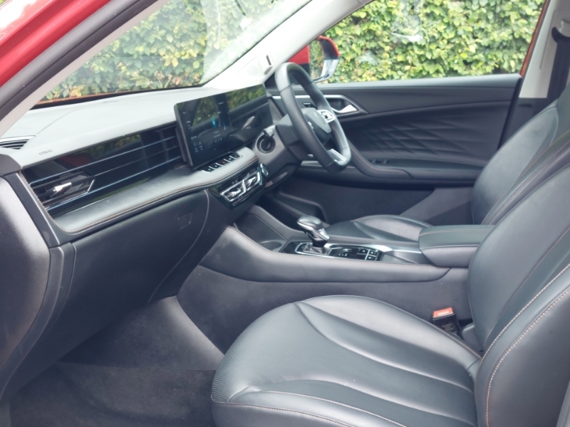 MG HS 1.5 T-gdi Trophy Dct Red #5