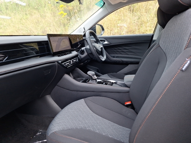 MG HS 1.5 T-gdi Hybrid Se Black #5
