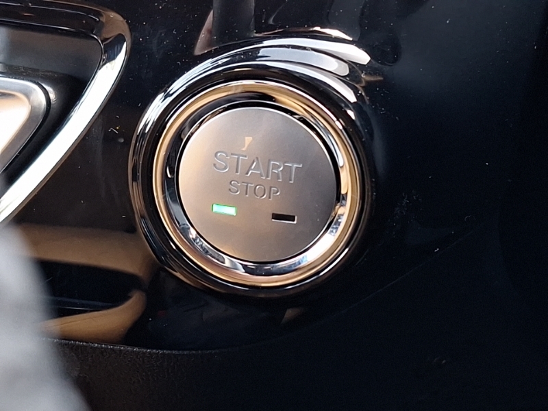 MG HS 1.5 T-gdi Phev Trophy White #16