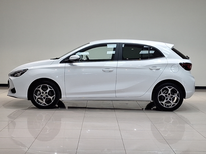 MG MG3 1.5 Hybrid Trophy White #4