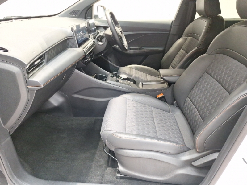 MG MG3 1.5 Hybrid Trophy White #5