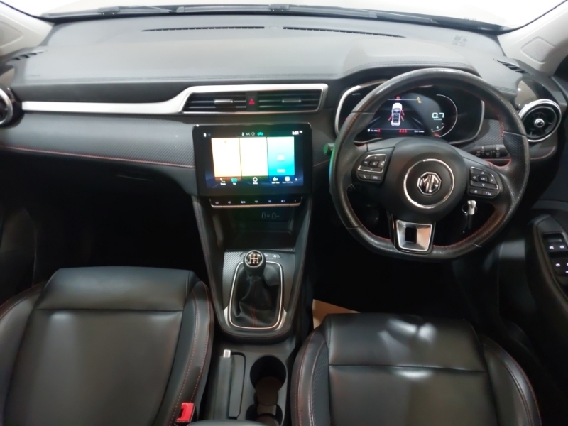 MG ZS 1.5 Vti-tech Exclusive Black #3