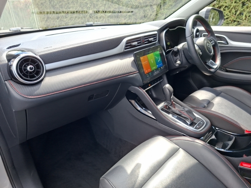 MG ZS 1.0T Gdi Exclusive Dct Silver #5