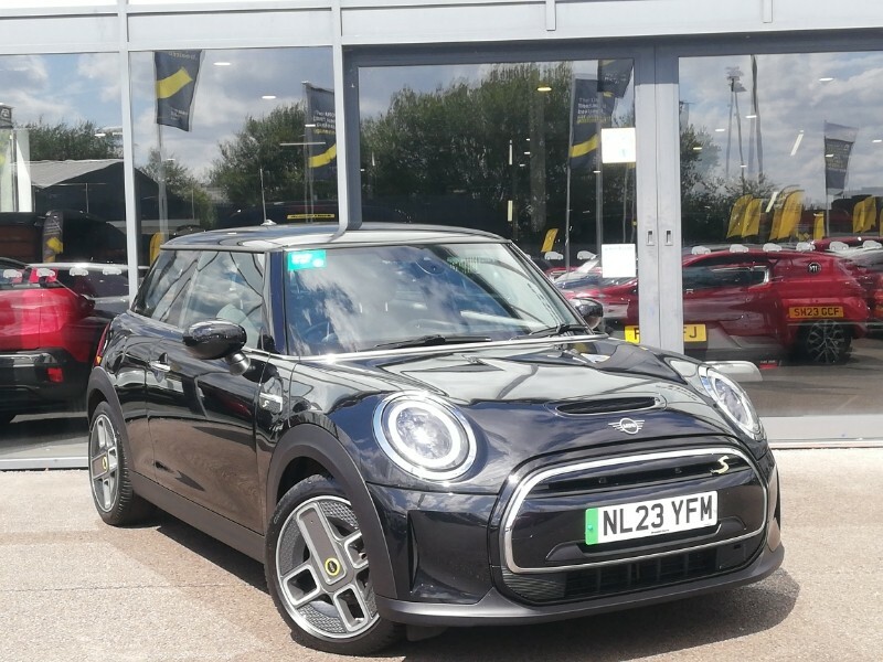 Mini Hatch 135Kw Cooper S Level 2 33Kwh Black