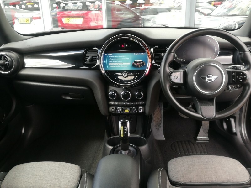 Mini Hatch 135Kw Cooper S Level 2 33Kwh Black #3
