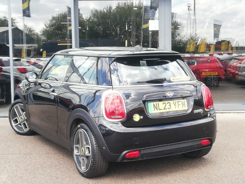 Mini Hatch 135Kw Cooper S Level 2 33Kwh Black #2