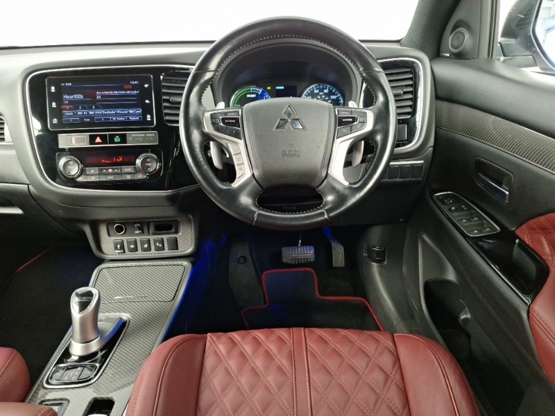 Mitsubishi Outlander Outlander Juro Phev Cvt Brown #8