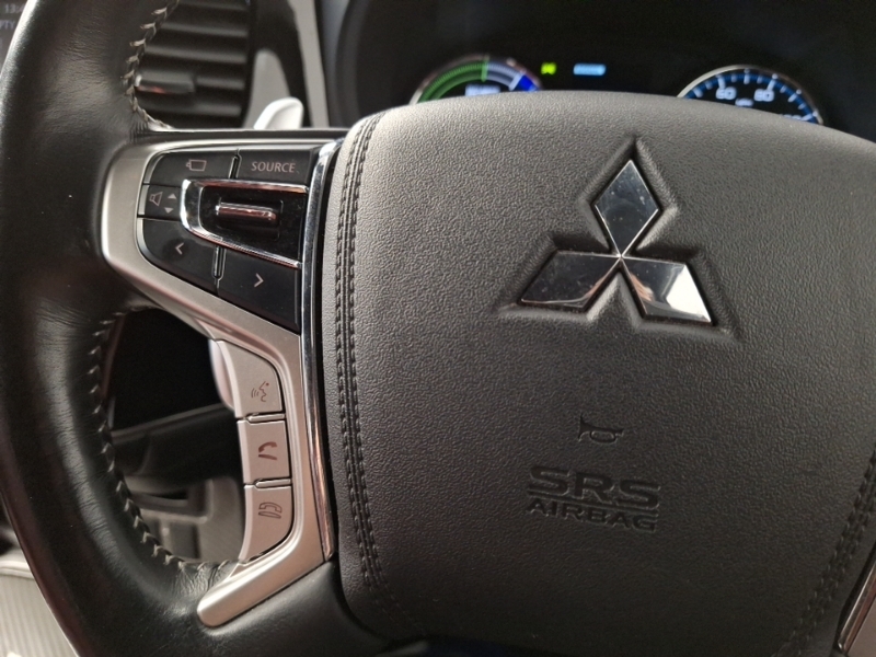 Mitsubishi Outlander Outlander Juro Phev Cvt Brown #12