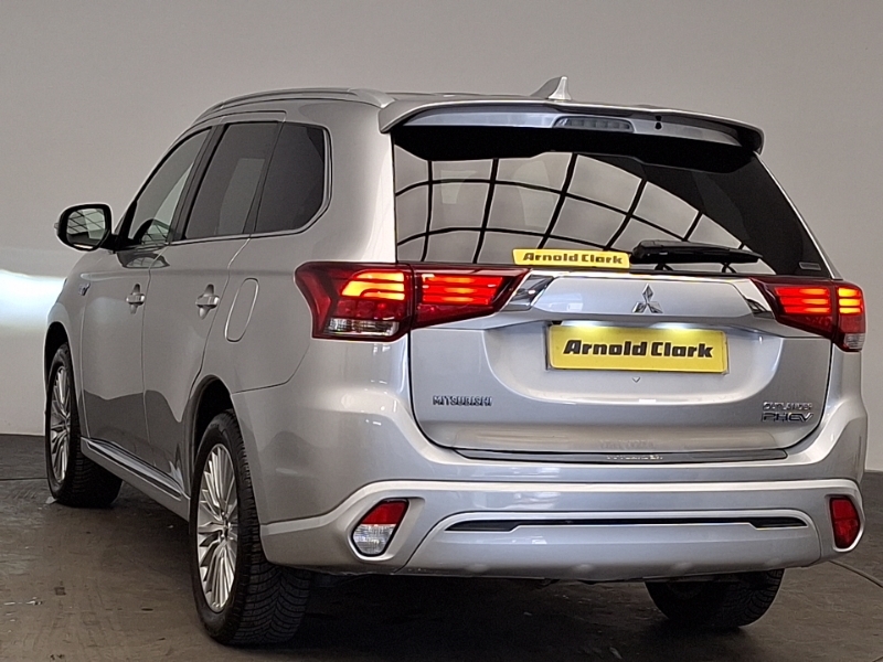 Mitsubishi Outlander 2.4 Phev 5H Silver #2