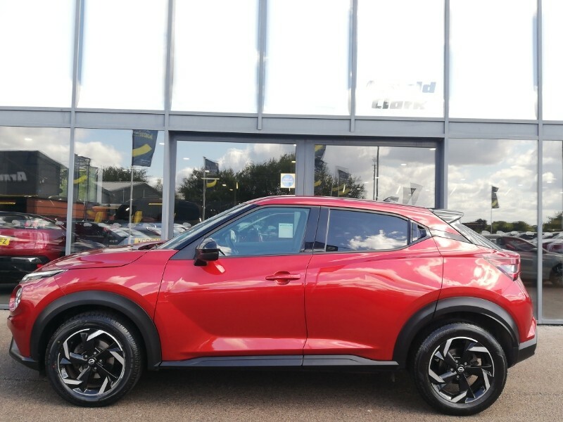 Nissan Juke 1.0 Dig-t 114 N-connecta Red #4