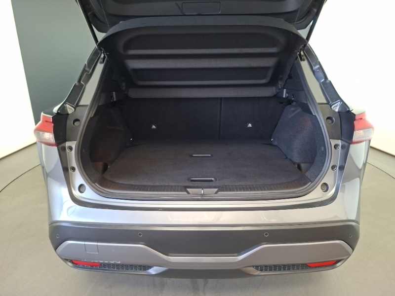 Nissan Qashqai Acenta Premium Red #18
