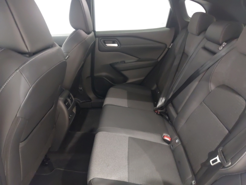 Nissan Qashqai Tekna Black #6