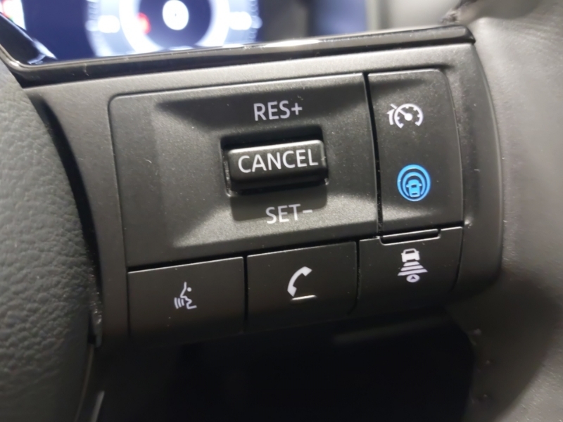 Nissan Qashqai Tekna Black #13