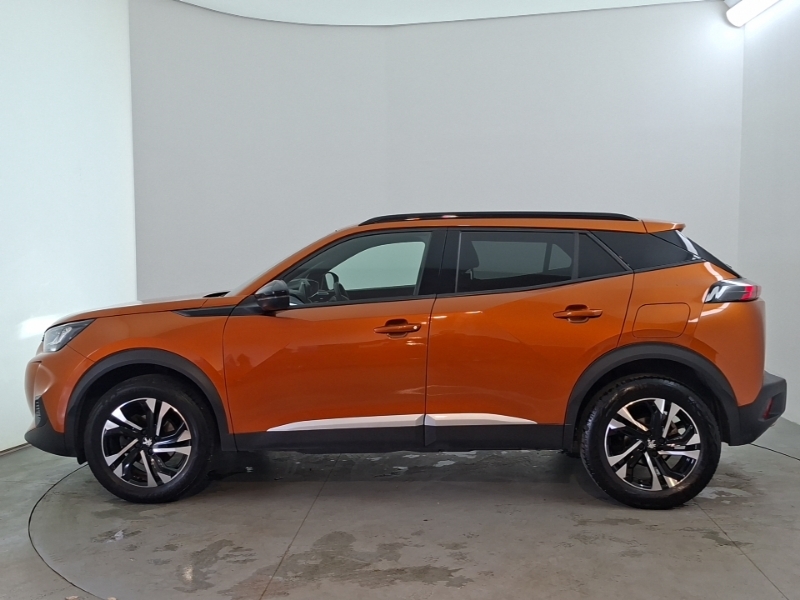 Peugeot 2008 1.2 Puretech 130 Allure Premium Orange #4