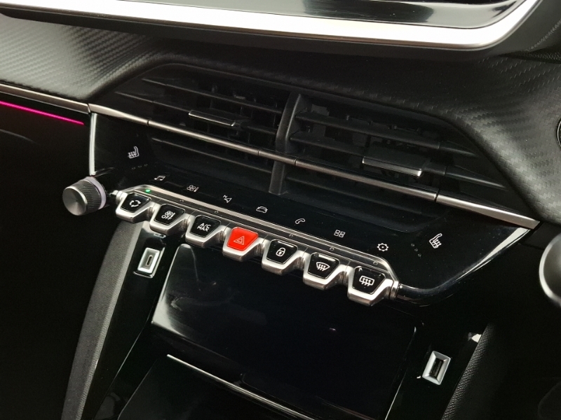 Peugeot 2008 1.2 Puretech 130 Allure Black #17