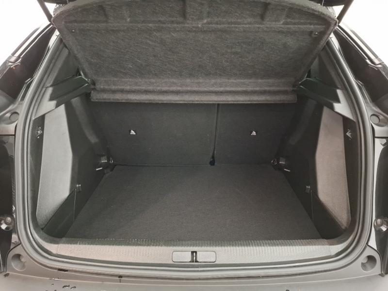Peugeot 2008 1.2 Puretech 130 Allure Black #18