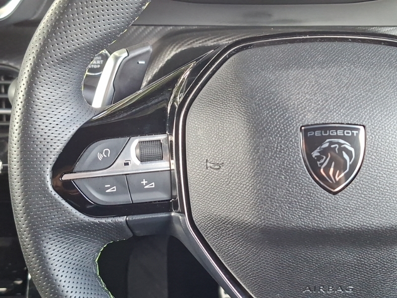 Peugeot 2008 1.2 Puretech Allure Grey #12