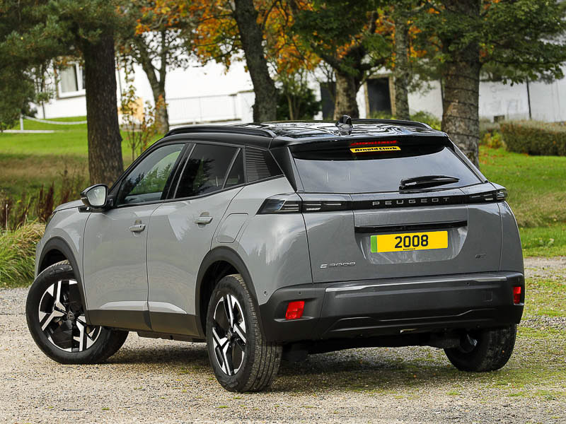 Peugeot e-2008 115Kw Gt 54Kwh Grey #2