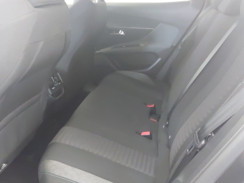 Peugeot 3008 1.2 Puretech Active Premium Eat8 Grey #6