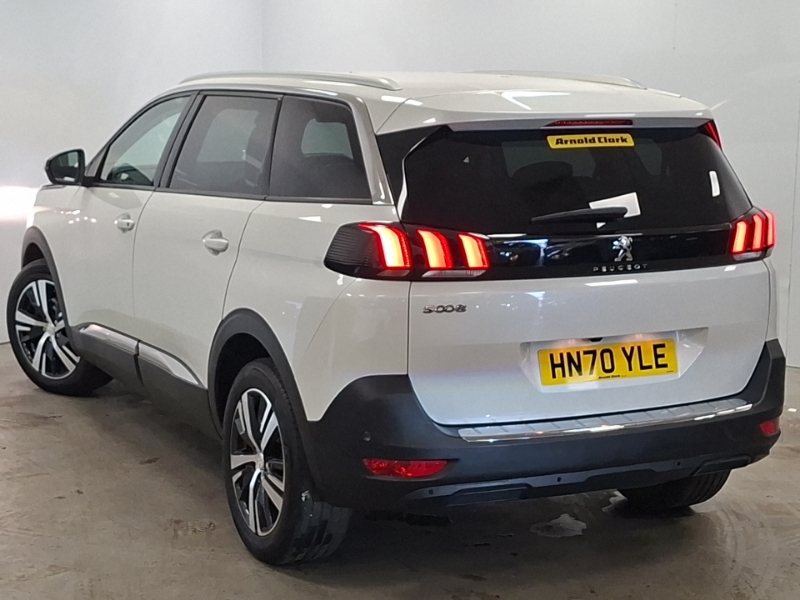 Peugeot 5008 1.2 Puretech Allure Eat8 White #2