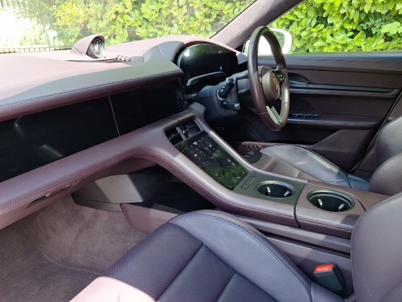 Porsche Taycan 500Kw Turbo 93Kwh White #5