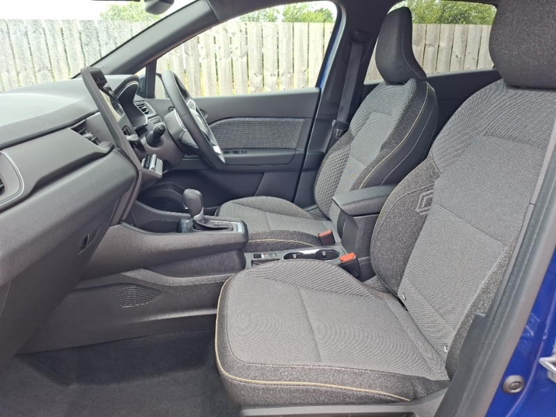 Renault Captur 1.6 E-tech Full Hybrid 145 Techno Blue #5