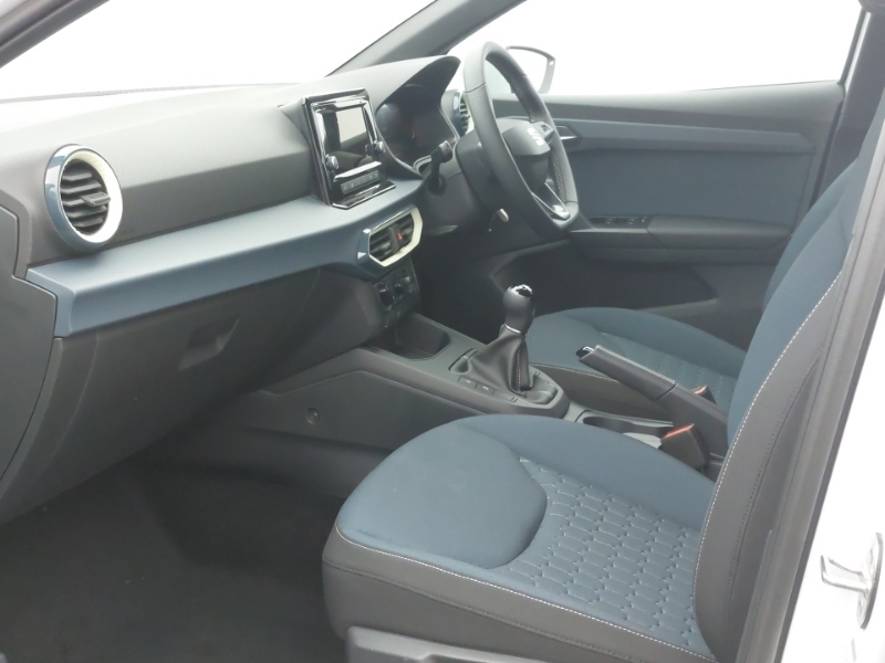 Seat Ibiza 1.0 Tsi 95 Se White #5