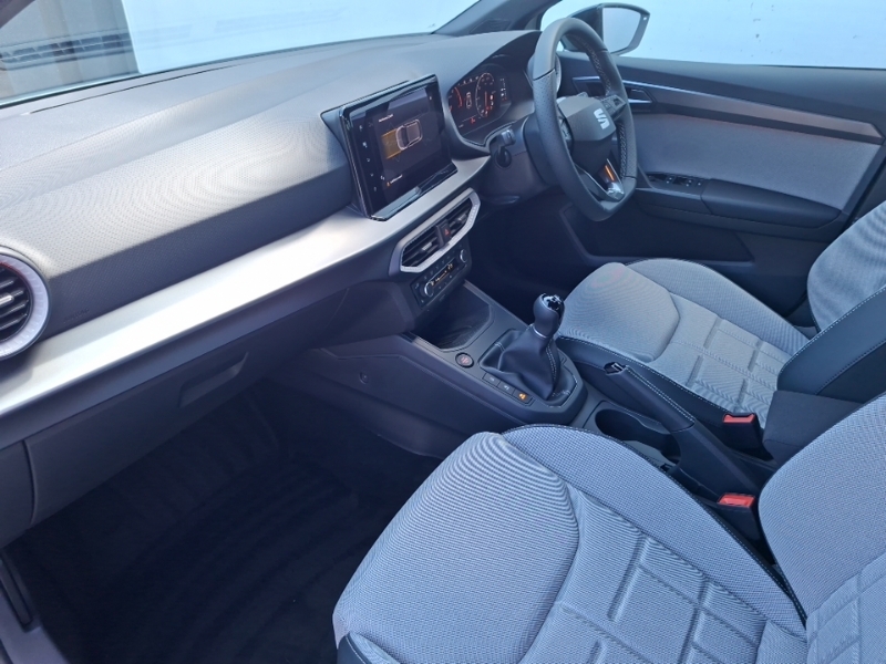 Seat Ibiza 1.0 Tsi 95 Fr Sport Grey #5