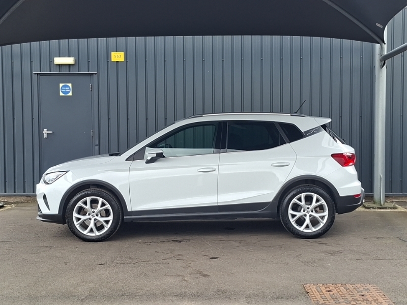 Seat Arona 1.0 Tsi 110 Fr White #4