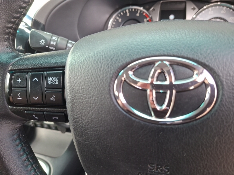 Toyota HILUX Active Single Cab Pick Up 2.4 D-4d White #13