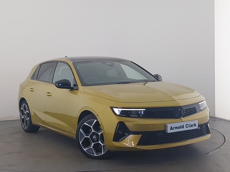 Vauxhall Astra 1.5 Turbo D Ultimate Yellow