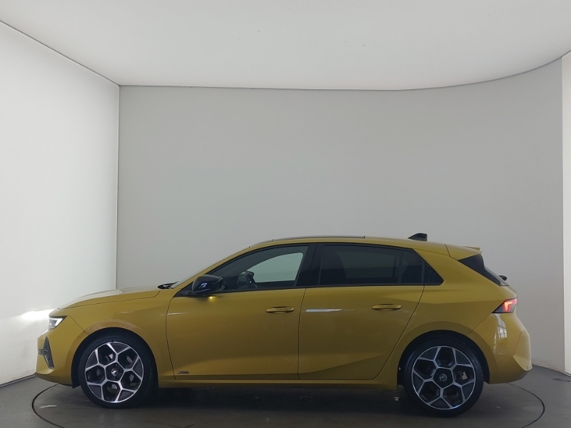 Vauxhall Astra 1.5 Turbo D Ultimate Yellow #4