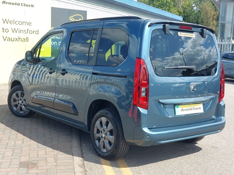 Vauxhall Combo-e Life 100Kw Ultimate 52Kwh Blue #2