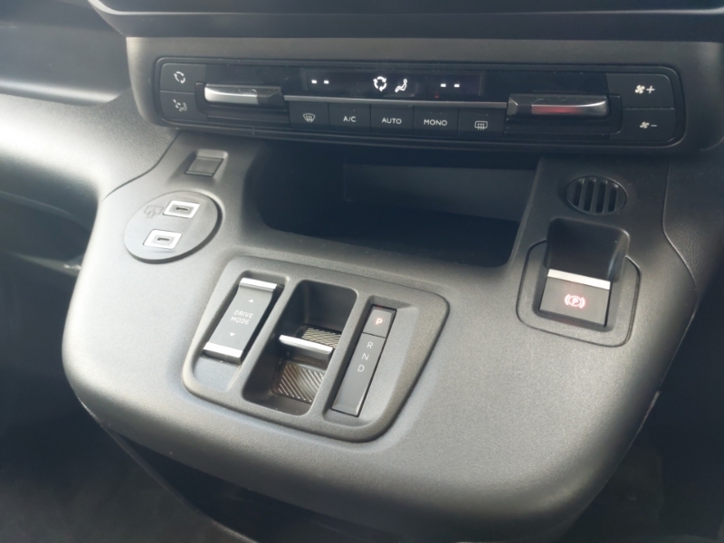Vauxhall Combo-e Life 52Kwh Ultimate XL Mpv 7.4Kw Charger  #12