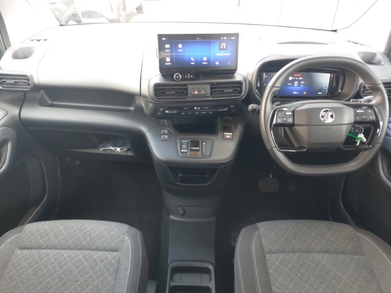 Vauxhall Combo-e Life 100Kw Ultimate 52Kwh Blue #3