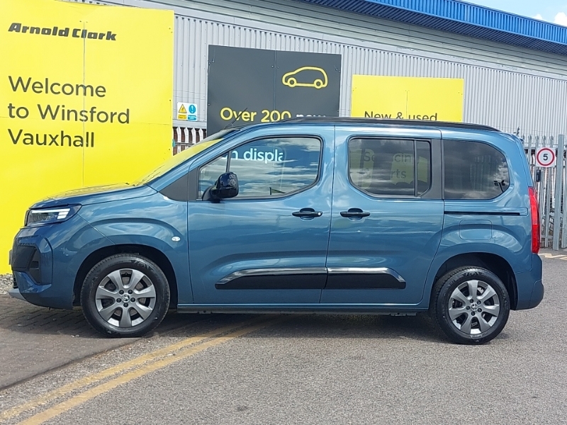 Vauxhall Combo-e Life 100Kw Ultimate 52Kwh Blue #4