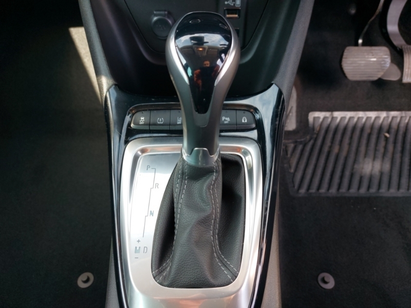 Vauxhall Crossland Suv Black #16