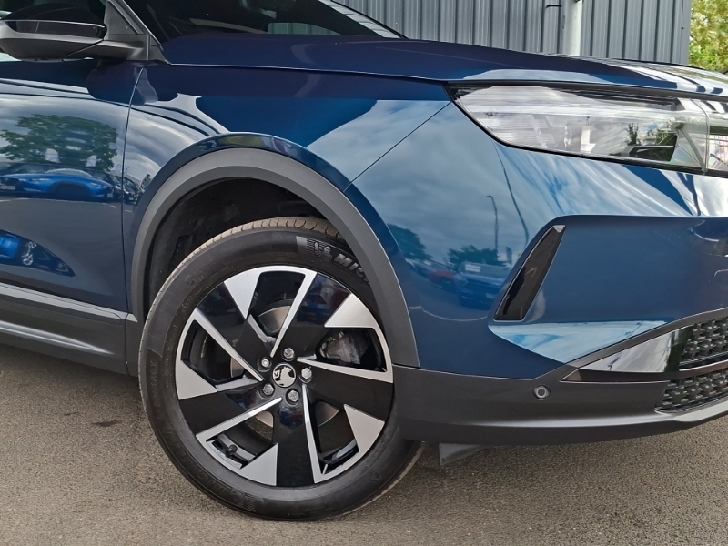 Vauxhall Grandland Ultimate White #20