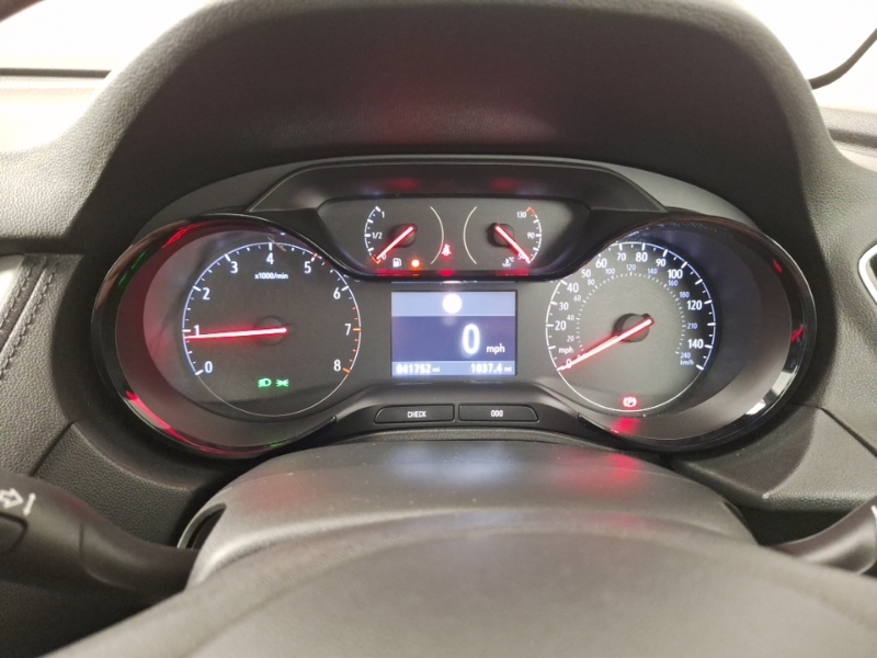 Vauxhall Grandland X Black #15