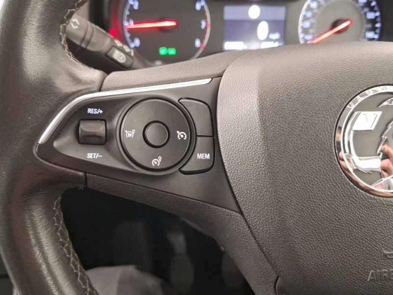 Vauxhall Grandland X Black #12