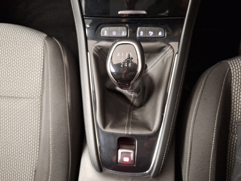 Vauxhall Grandland X Black #10