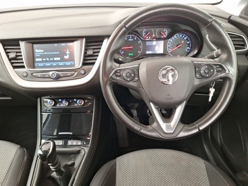Vauxhall Grandland X Black #8