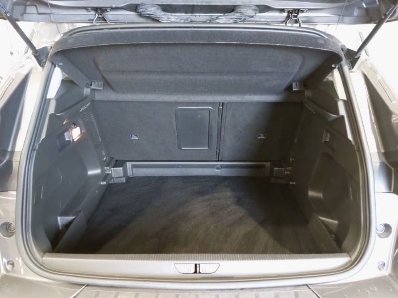 Vauxhall Grandland X Griffin Black #8
