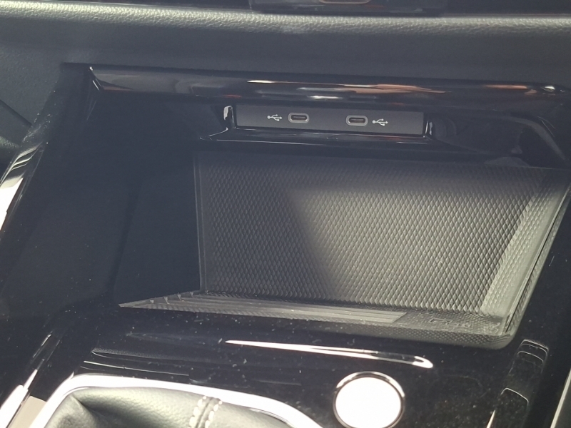 Volkswagen Golf 1.5 Tsi 150 Black Edition Black #17