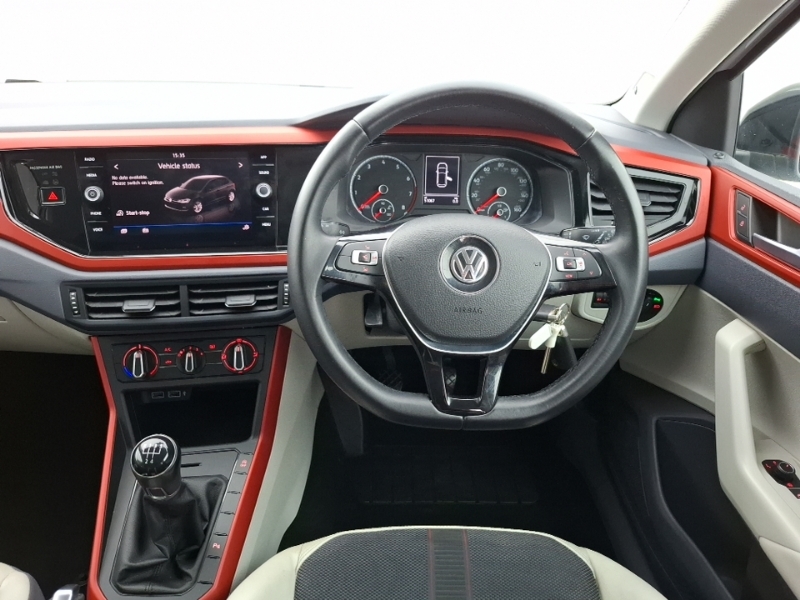 Volkswagen Polo Se Silver #8