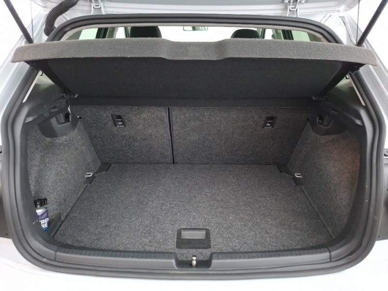 Volkswagen Polo Se Silver #18