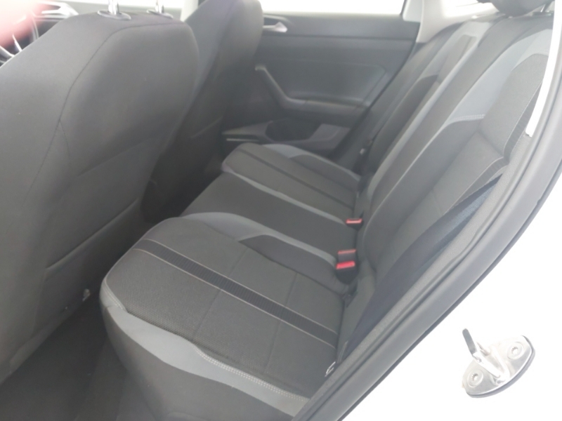 Volkswagen Polo 1.0 Tsi Style White #6