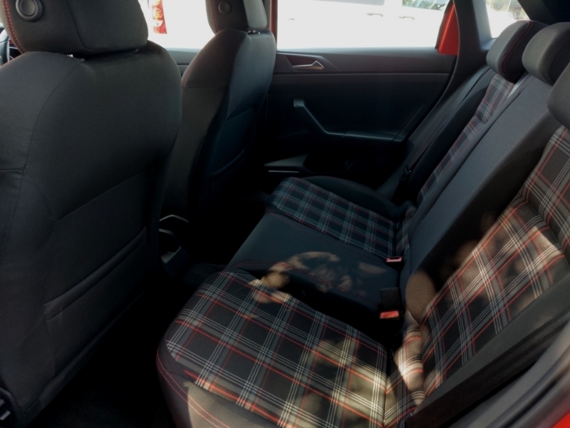 Volkswagen Polo 2.0 Tsi Gti Dsg Red #6